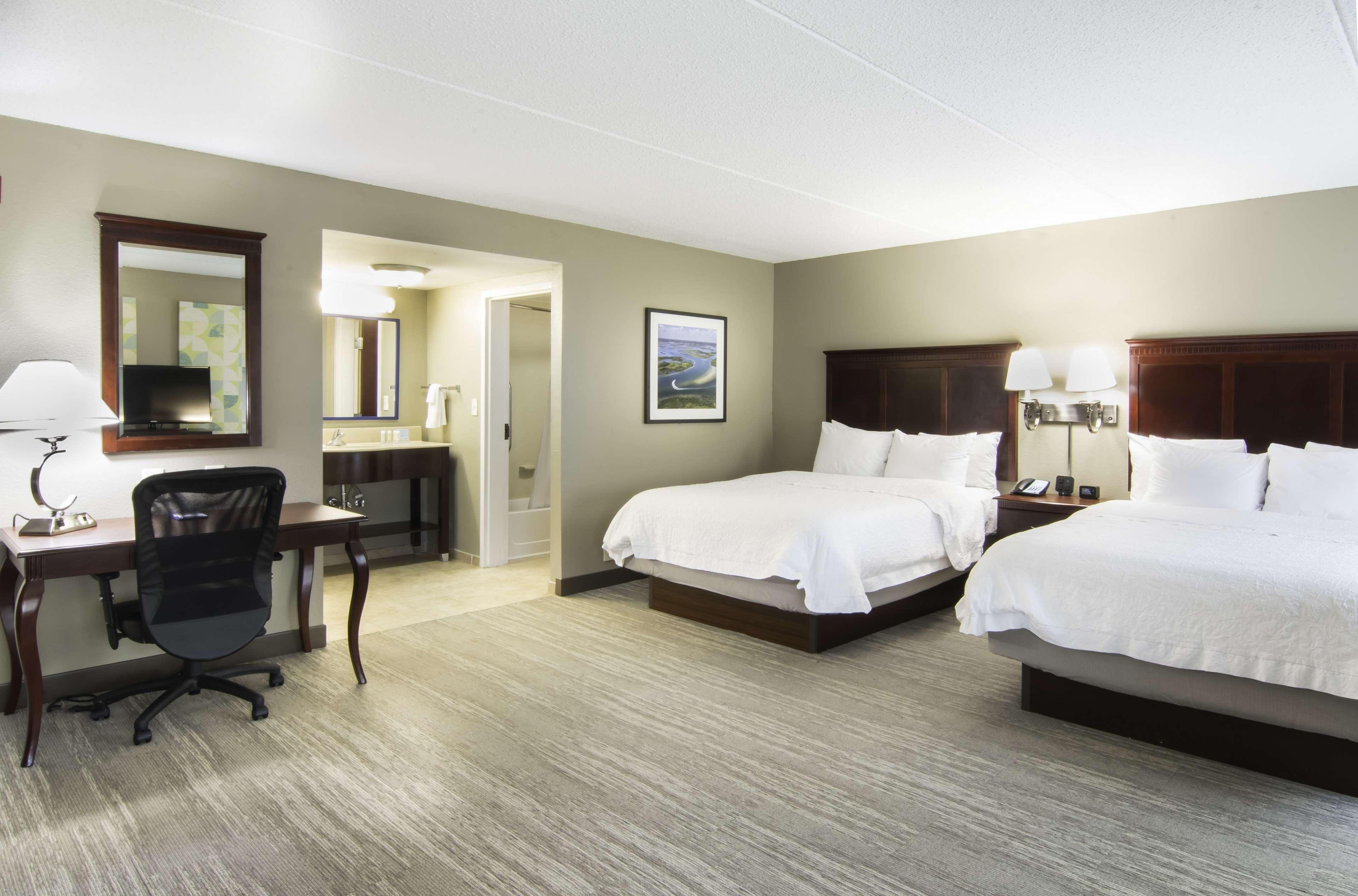 Hampton Inn Kingsland Bagian luar foto