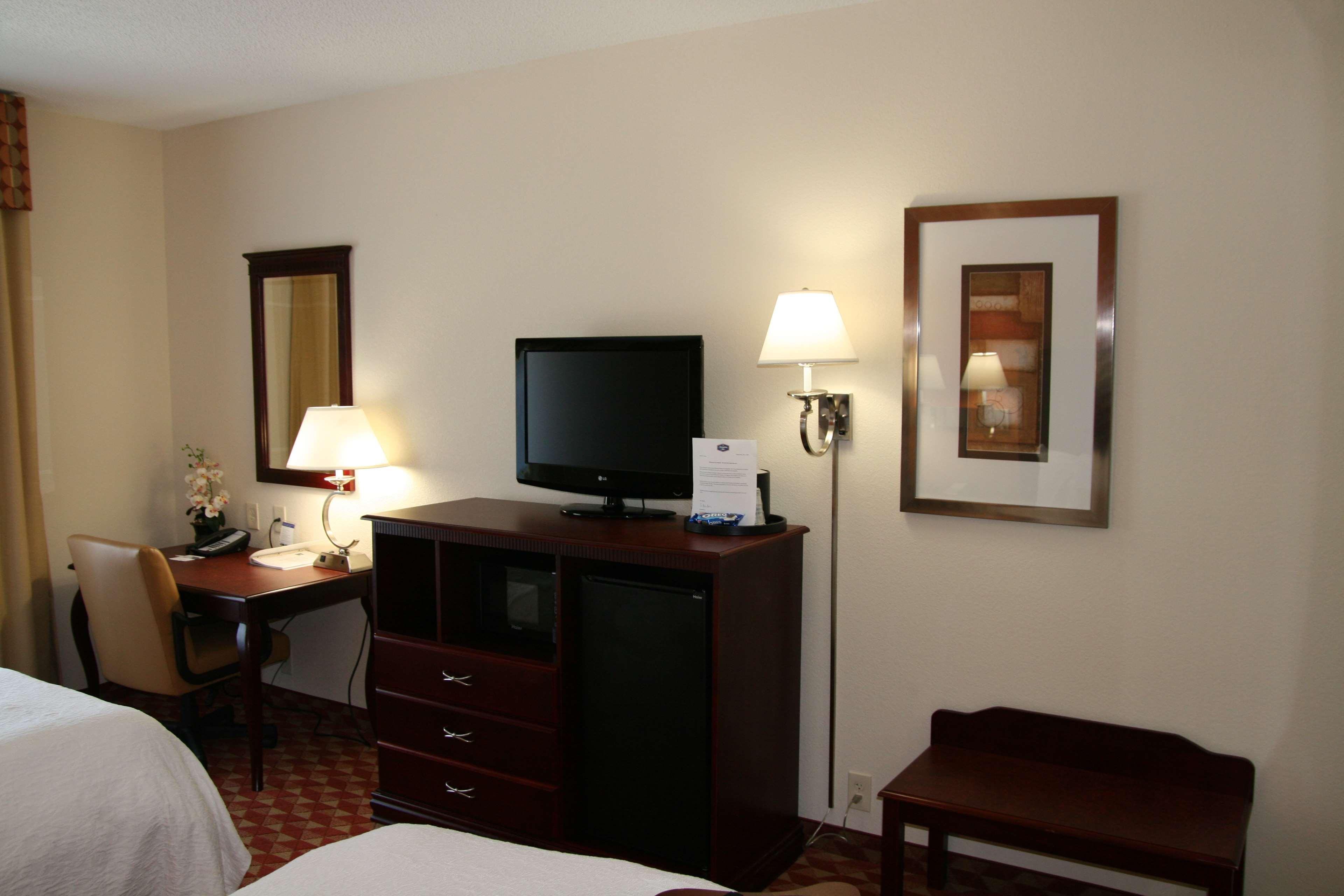 Hampton Inn Kingsland Bagian luar foto