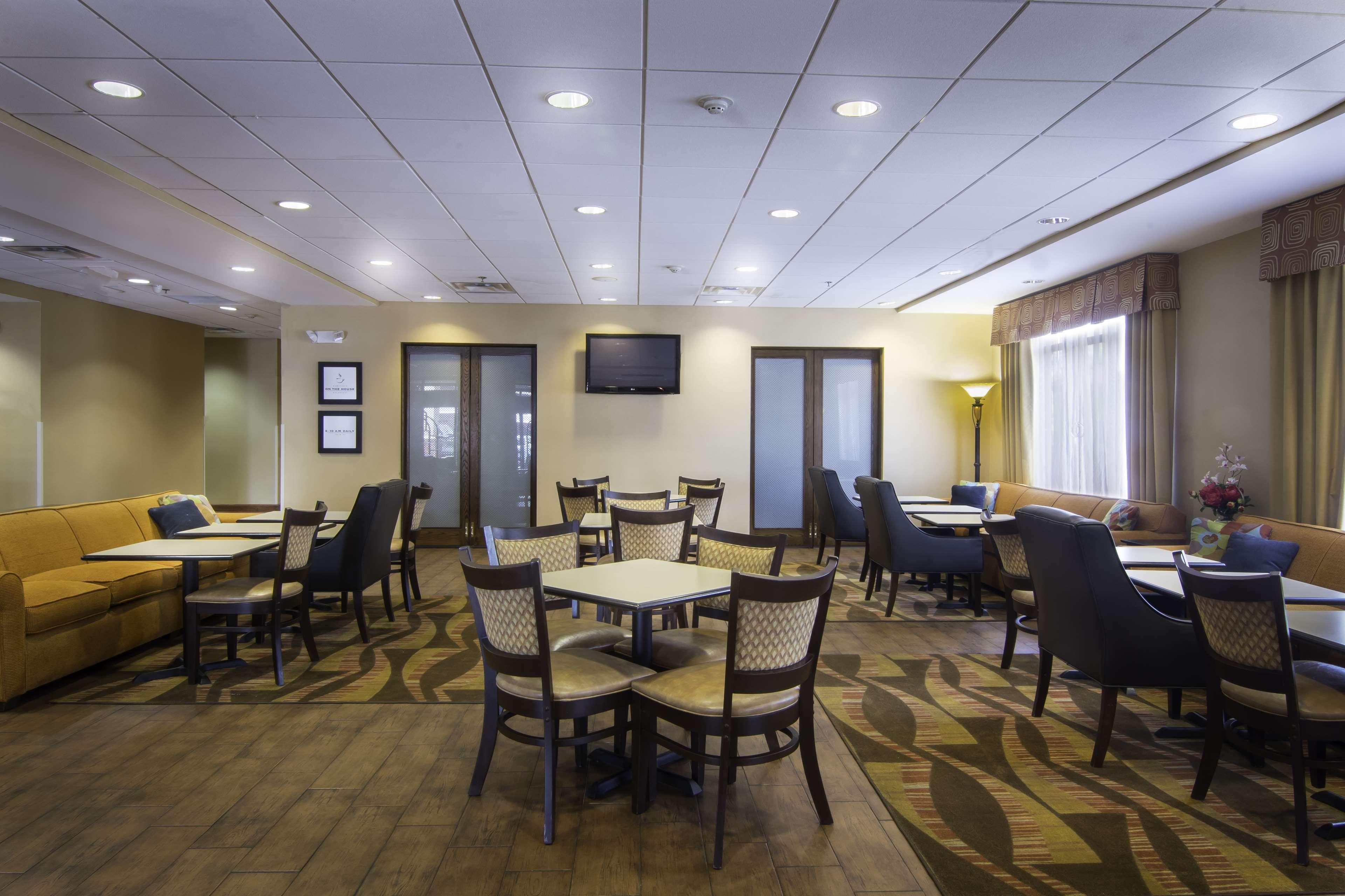 Hampton Inn Kingsland Bagian luar foto