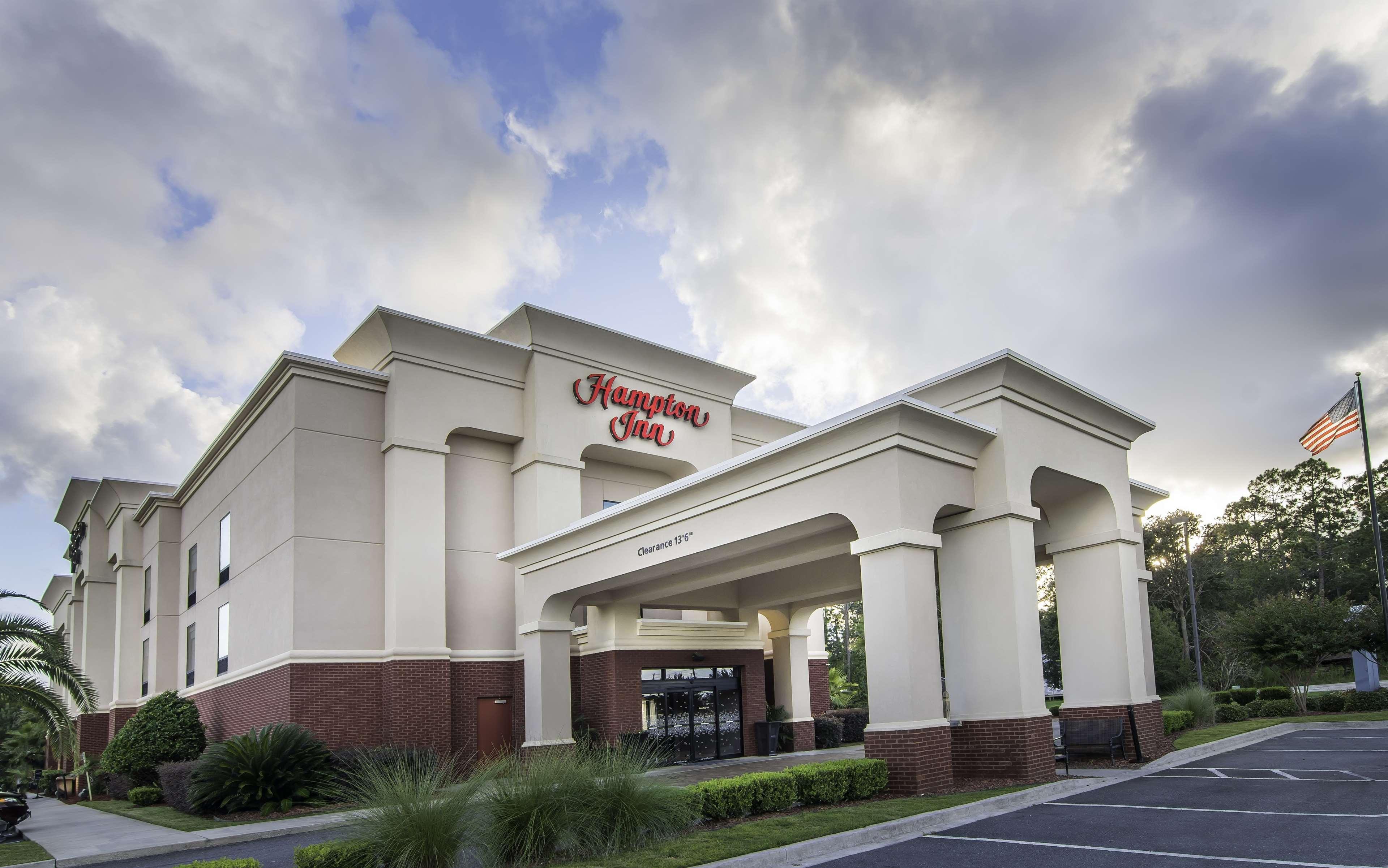 Hampton Inn Kingsland Bagian luar foto