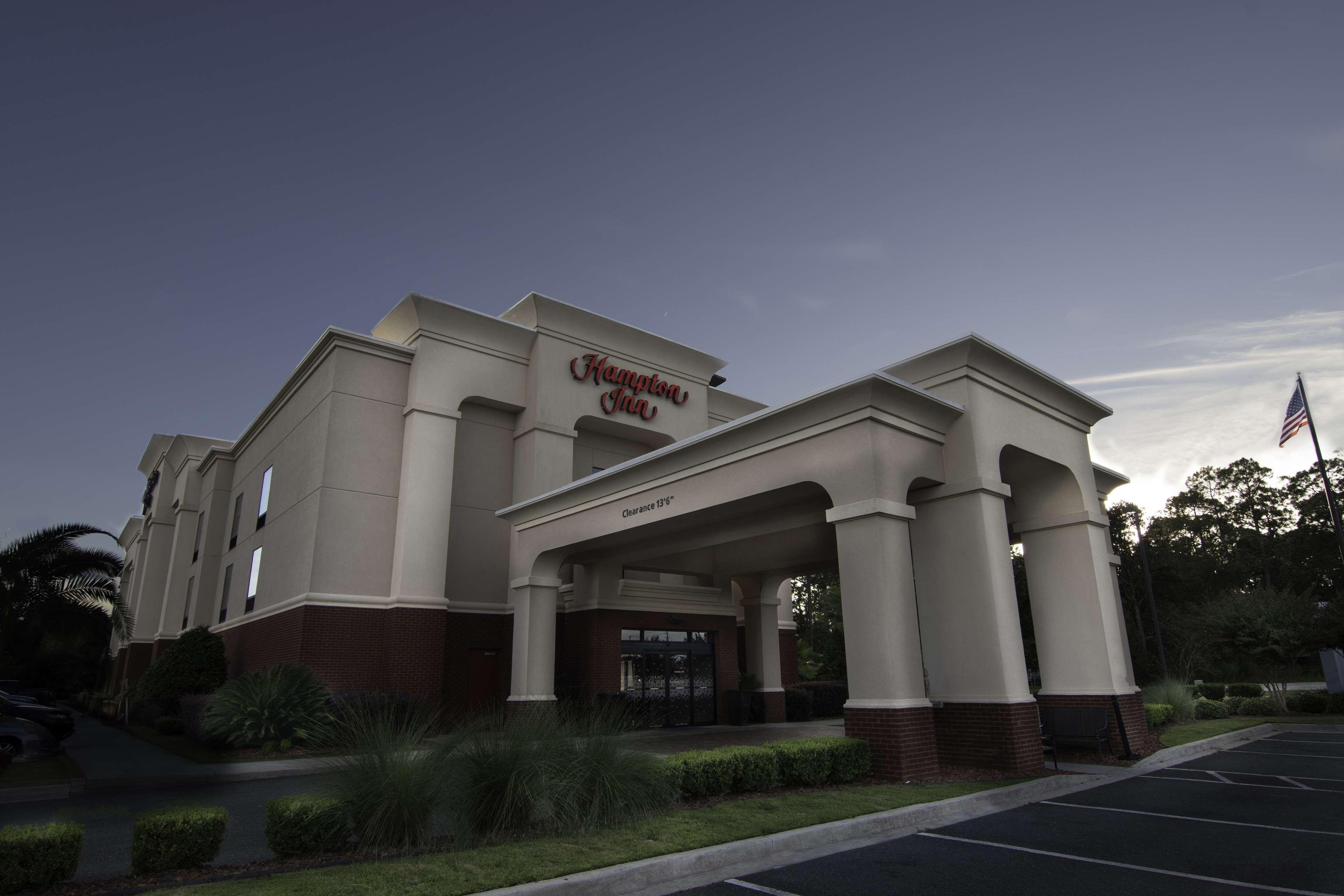 Hampton Inn Kingsland Bagian luar foto