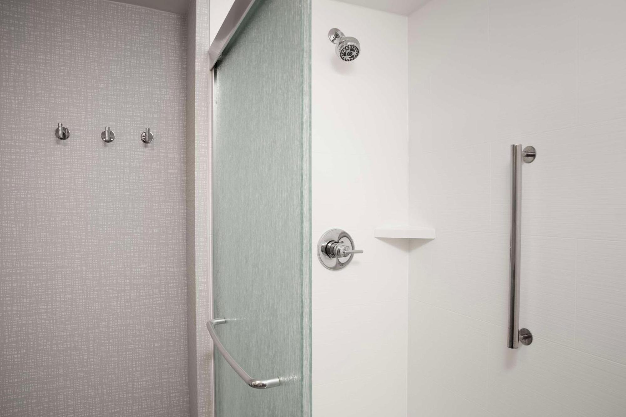 Hampton Inn Kingsland Bagian luar foto