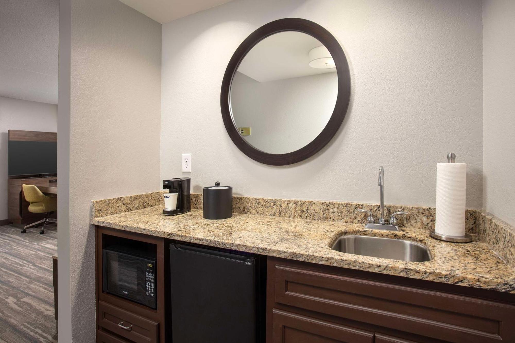 Hampton Inn Kingsland Bagian luar foto